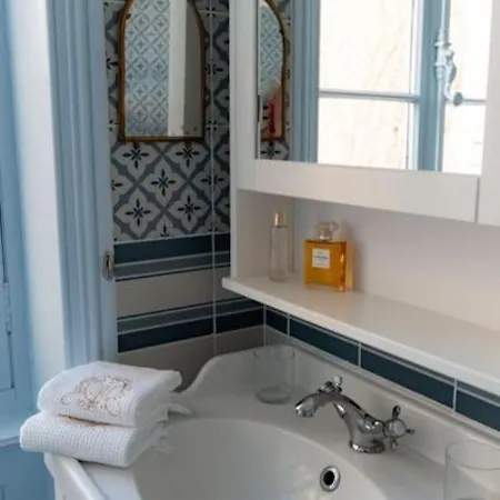 Ou D'hotes Au Chateau De Montclair Apartment Pommiers (Rhone)